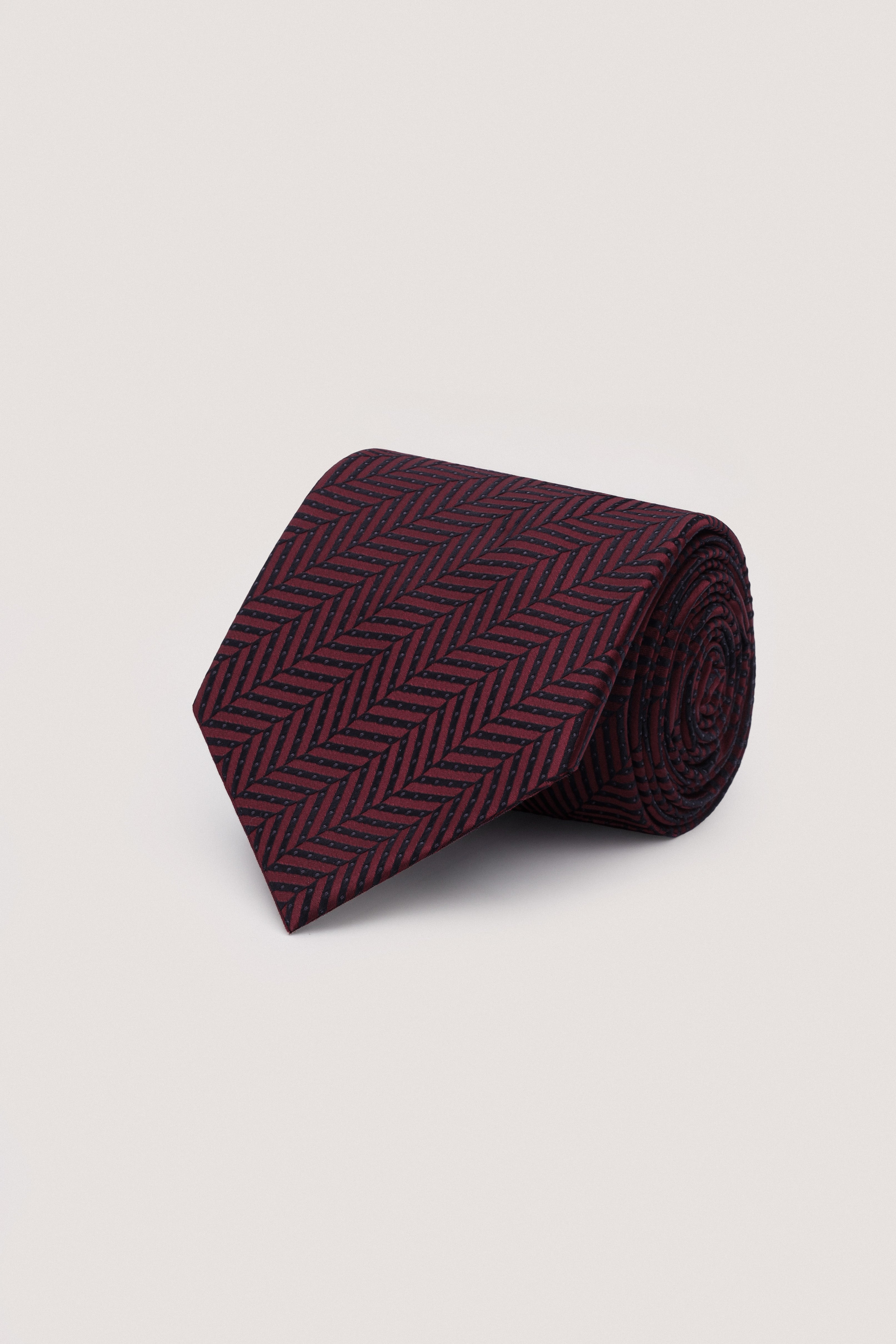 Dark Red Jacquard Necktie with Handkerchief - De Backers - 1