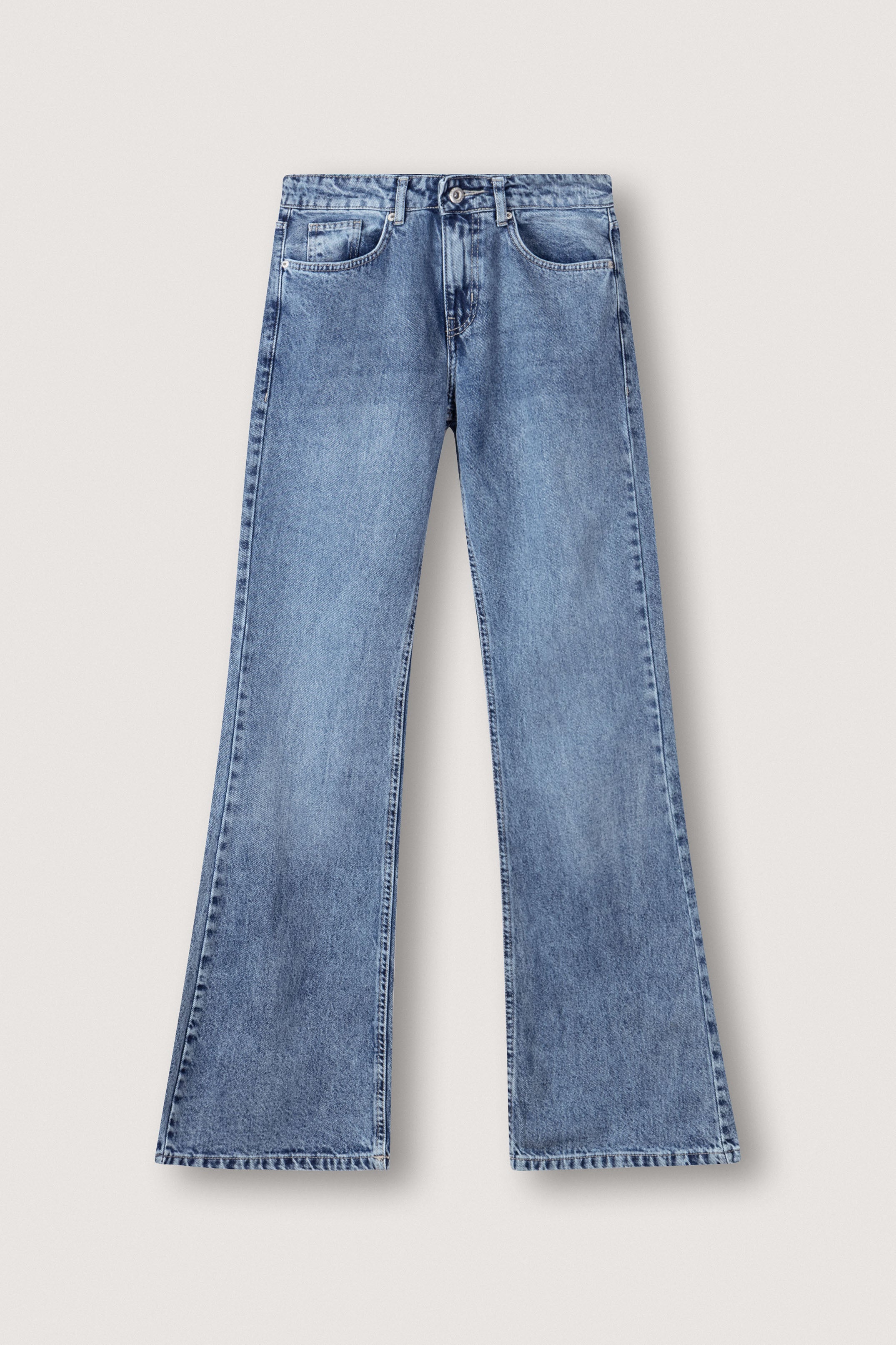 Medium Blue wash Straight Jeans