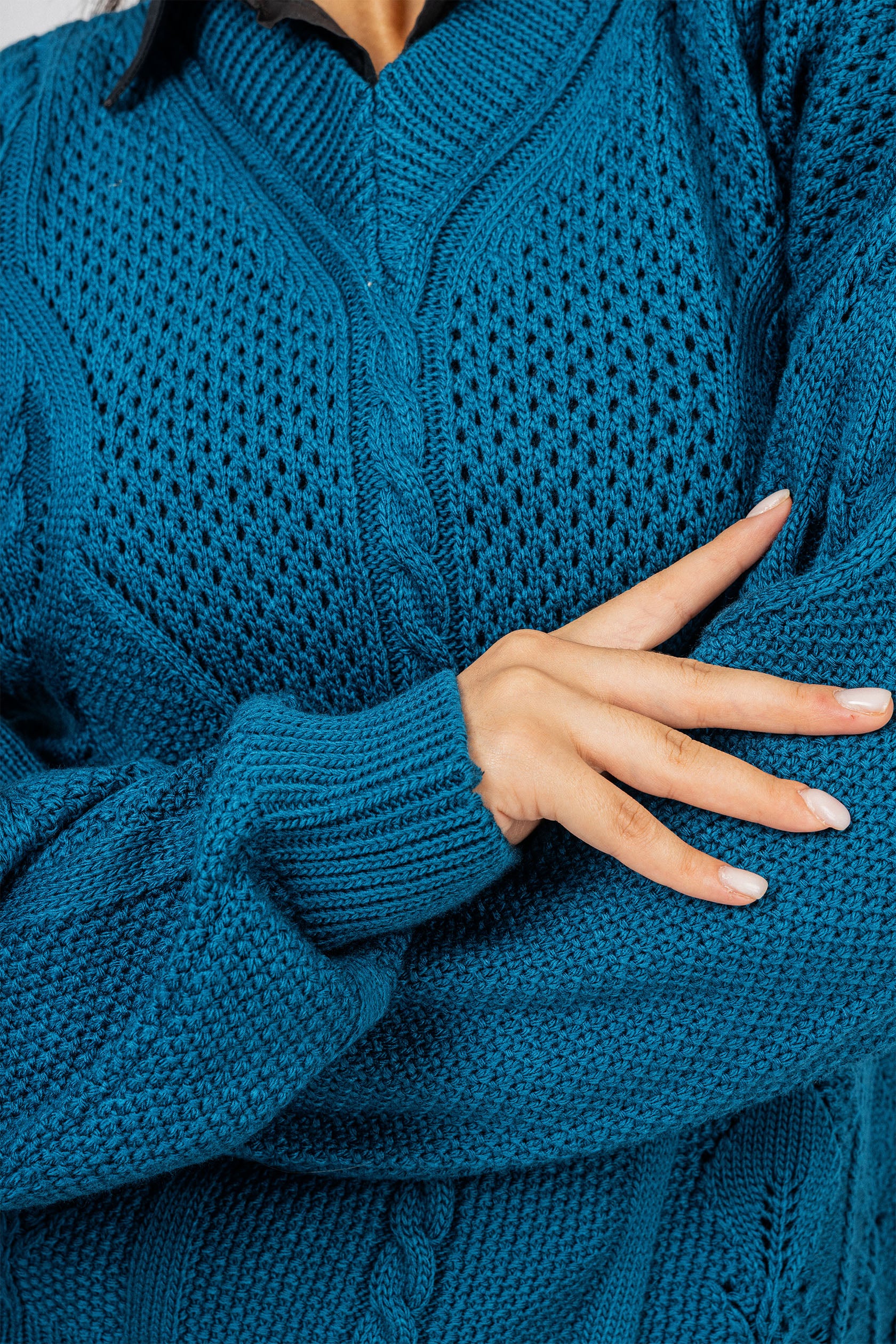 Teal Blue Knitted V-neck Pullover