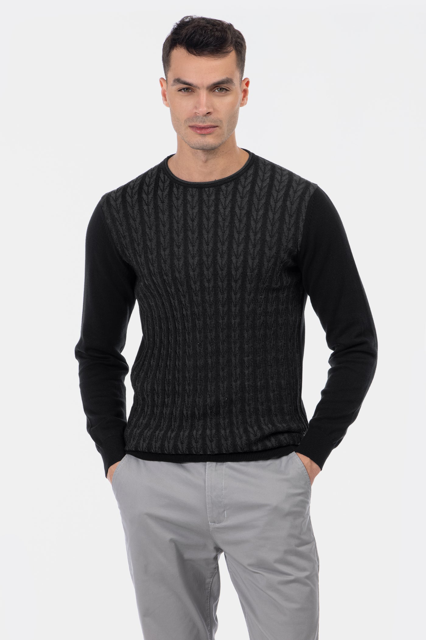 Jacquard Round Neck Black and Silver Knitted Pullover