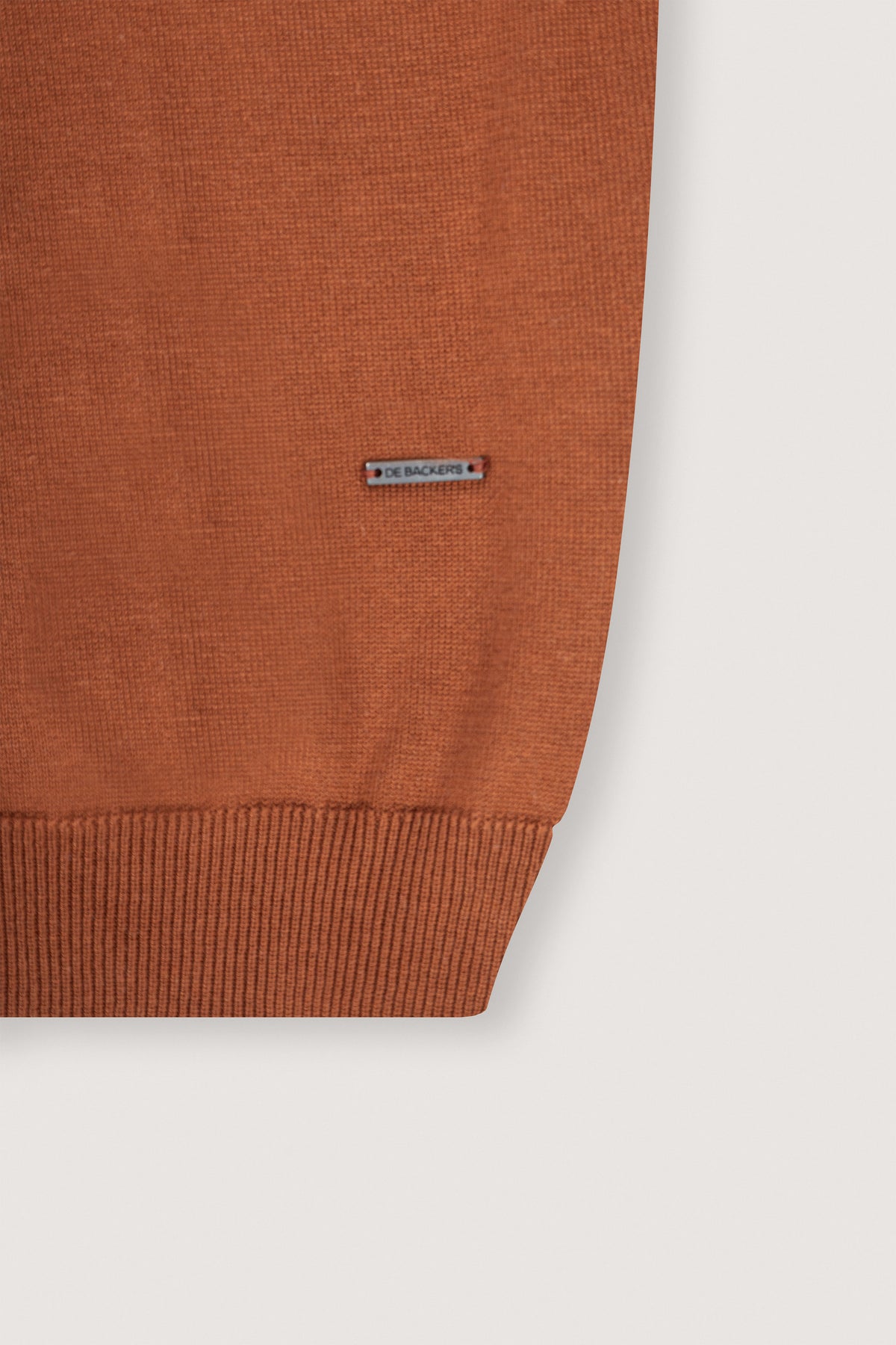 Sienna V-Neck Knitted Vest - De Backers - 3