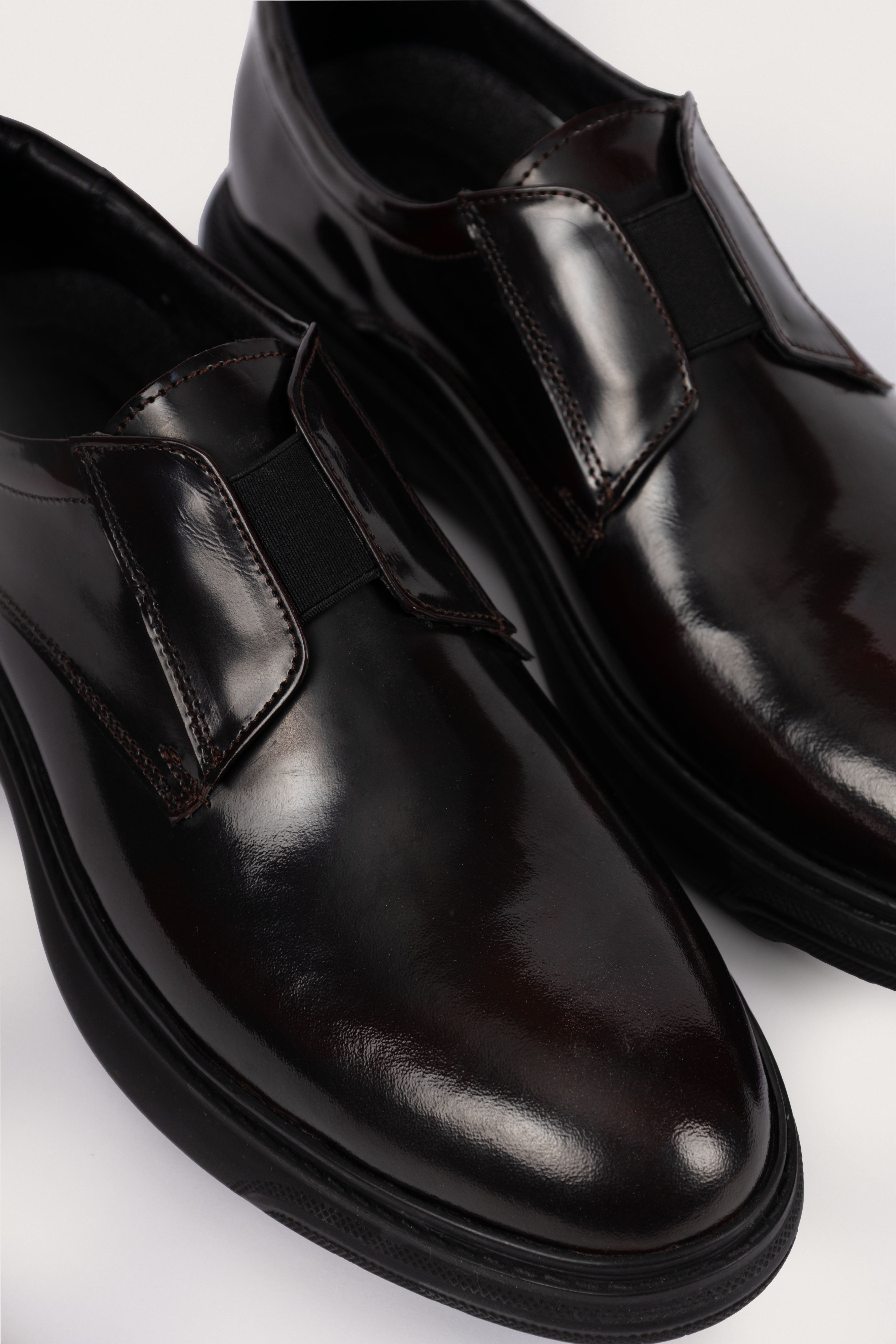 men's leather shoes Egypt - Black Elastic Slip-On Shoes - 3