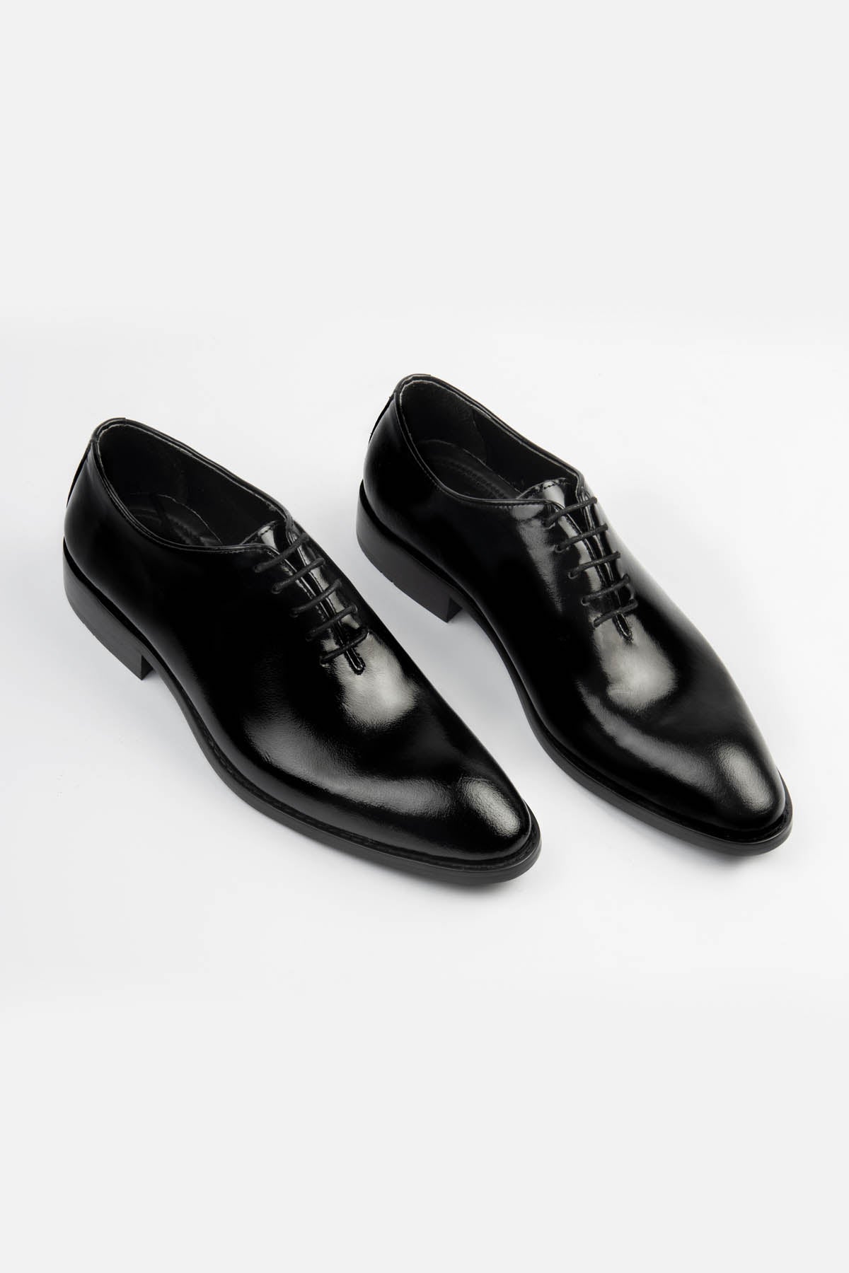 men's leather shoes Egypt - Black Wholecut Oxford Shoes - 2