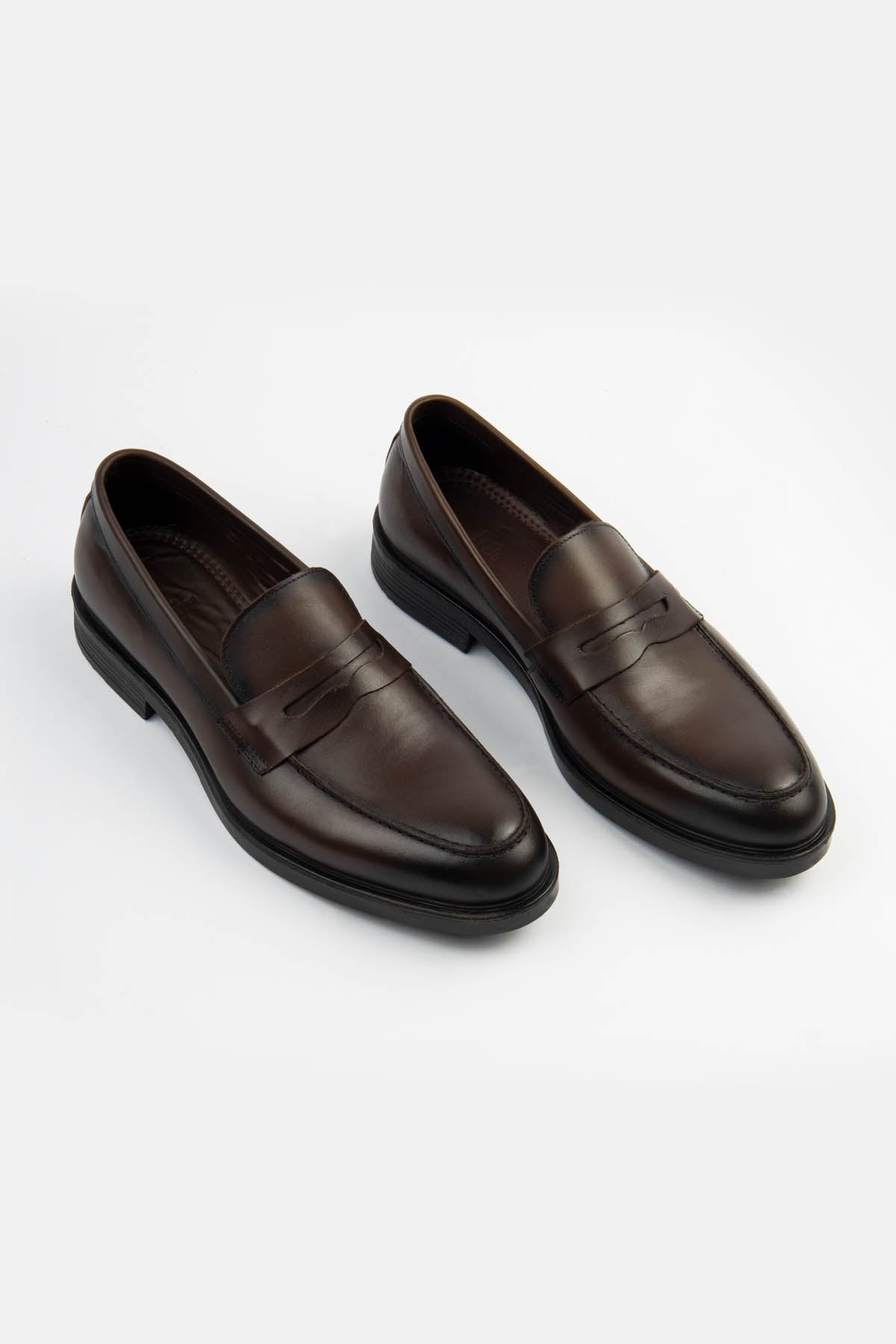 men's leather shoes Egypt - Brown Penny Loafer - 1
