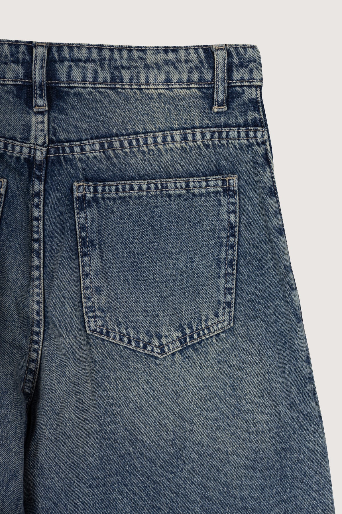 Light Wash Flare-Leg Women's Jeans Pants - 4