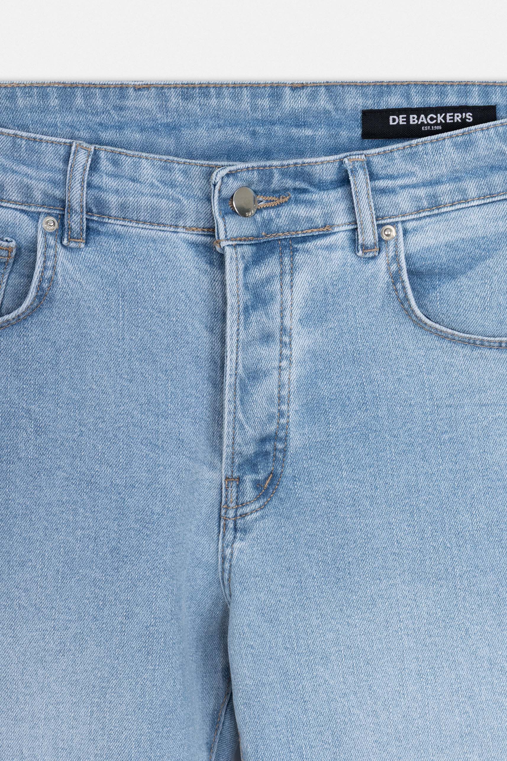 Light Wash Jeans