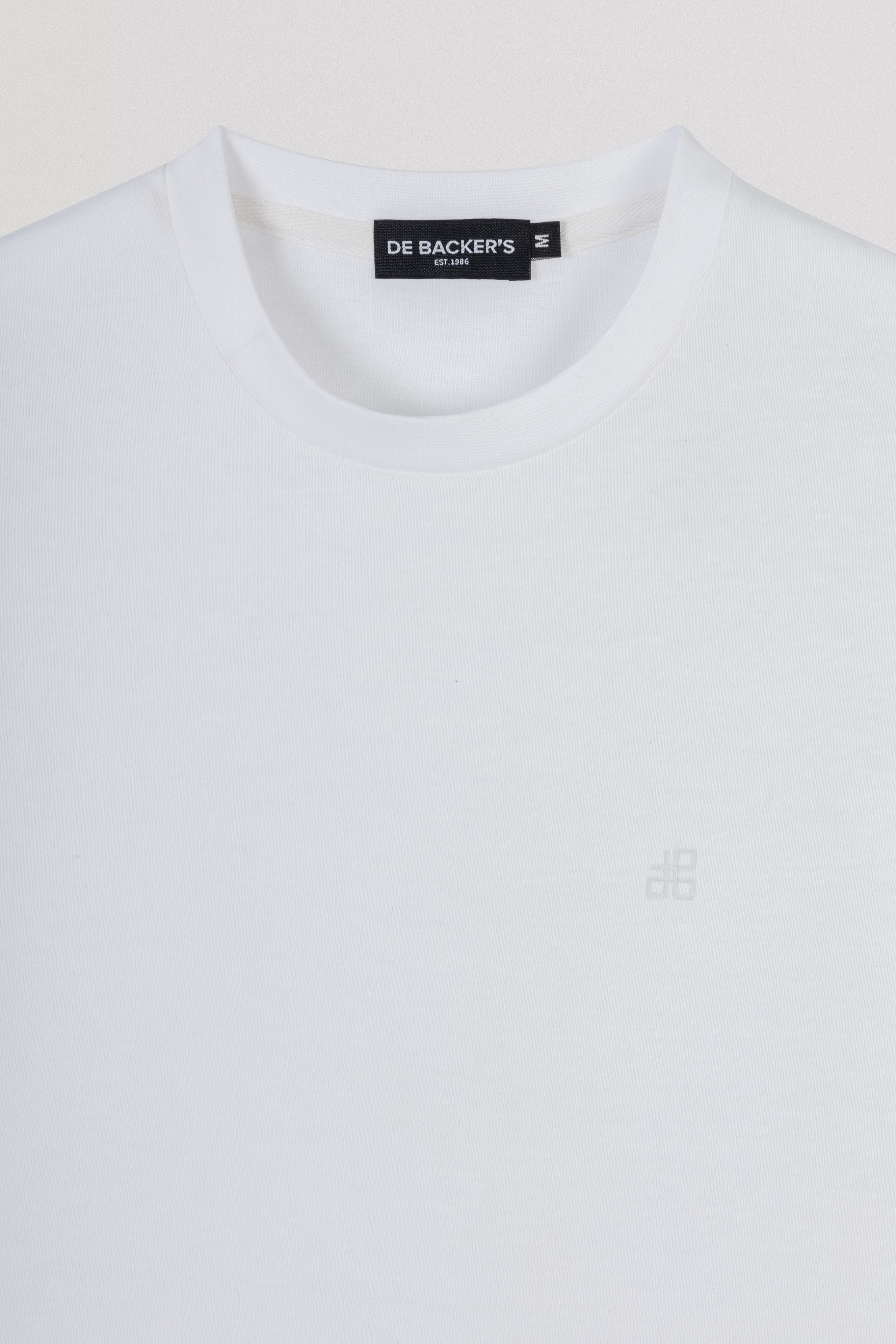 white Solid Basic Round T Shirt
