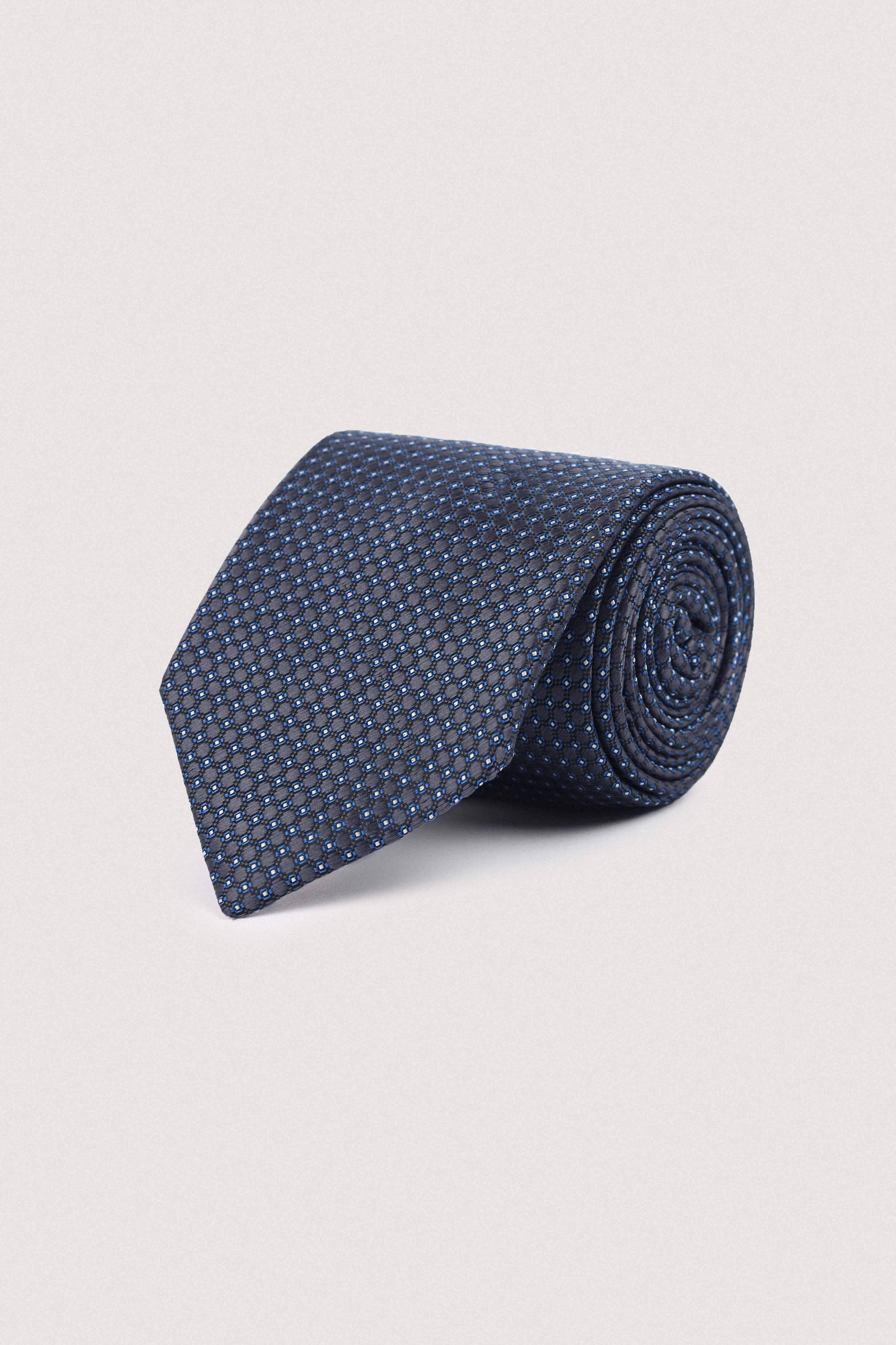 Dark Gray Jacquard Necktie with Handkerchief