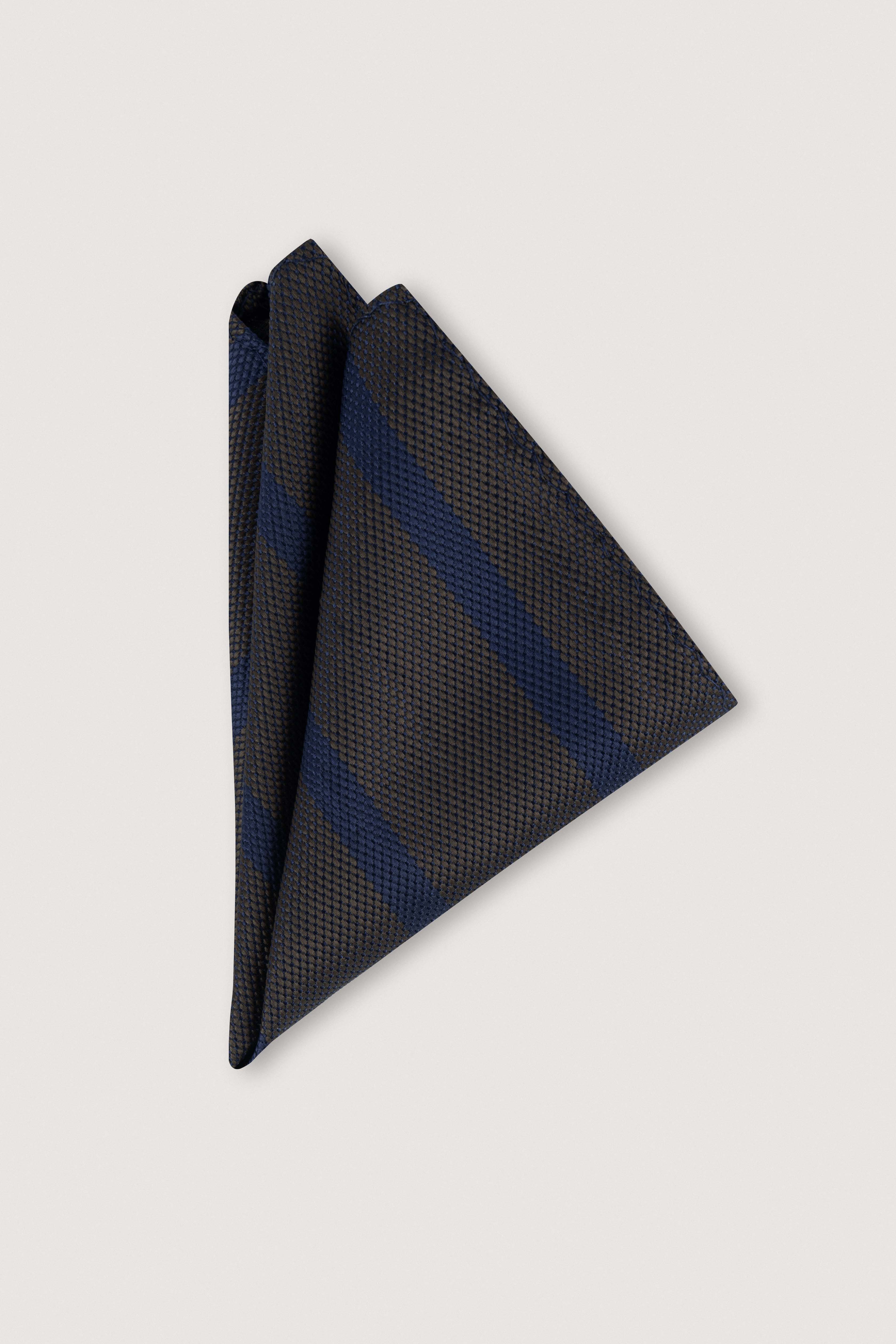 Brown necktie with Handkerchief