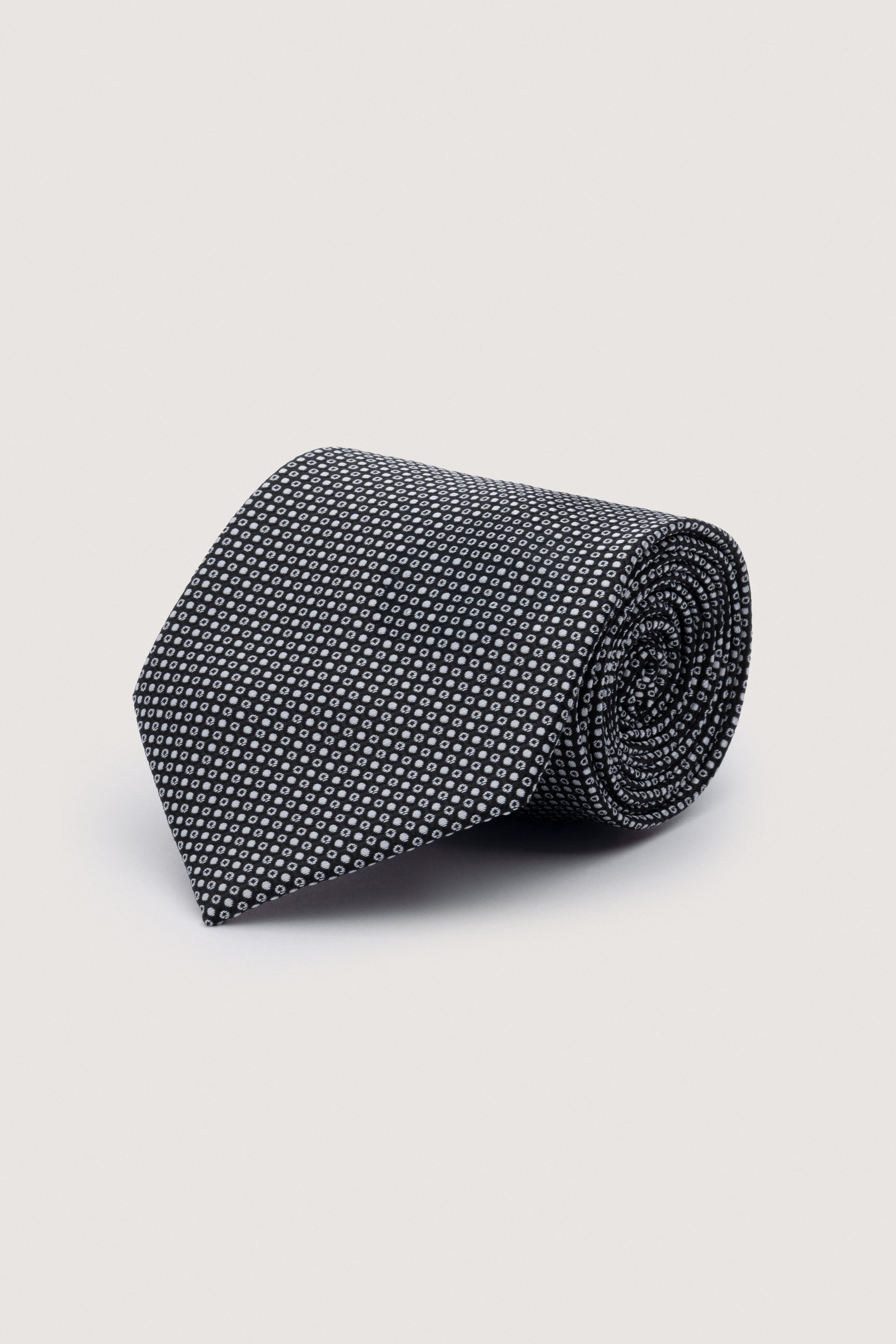 Black Necktie with Handkerchief