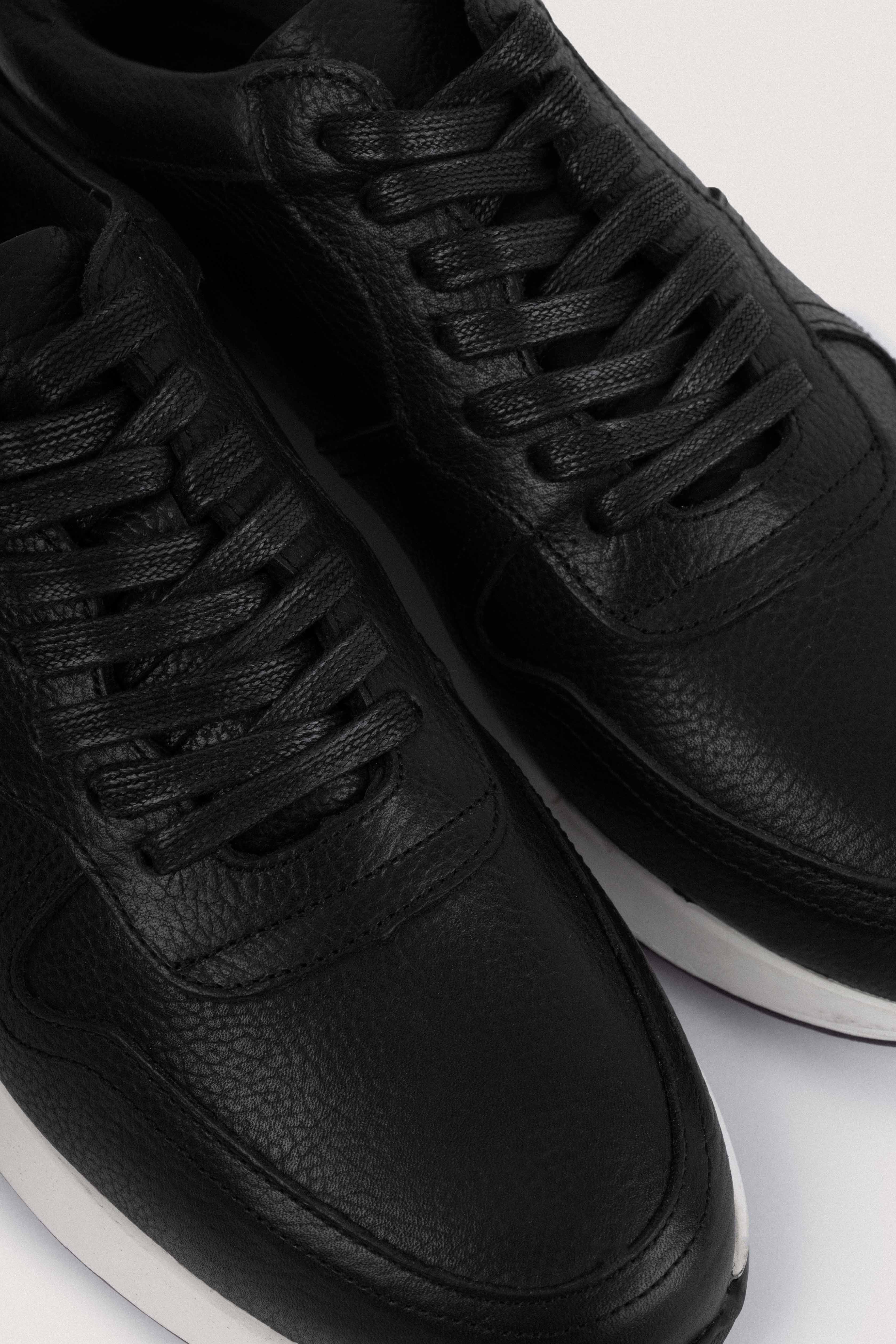 Black leather Sneakers